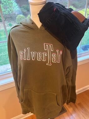 Levi's Black Jeans with Olive Green Hoodie Set